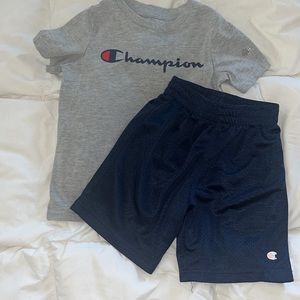 Champion Shorts Set Size 5T boys